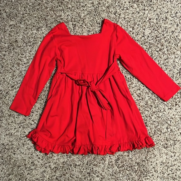 Girls size 5T (120) matching set red long sleeve top and grey striped pants - Picture 3 of 4